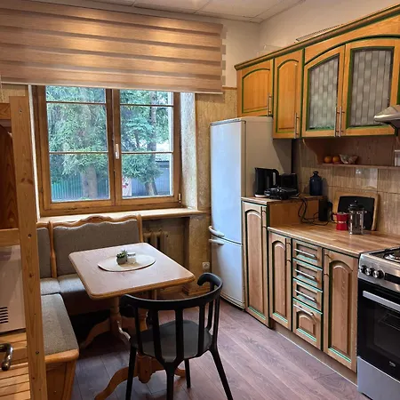 Apartment Quiet And Cozy 3br Near Center And Airport