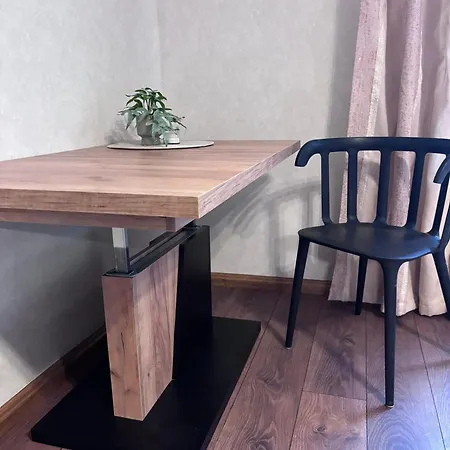 Quiet And Cozy 3br Near Center And Airport Apartment Riga