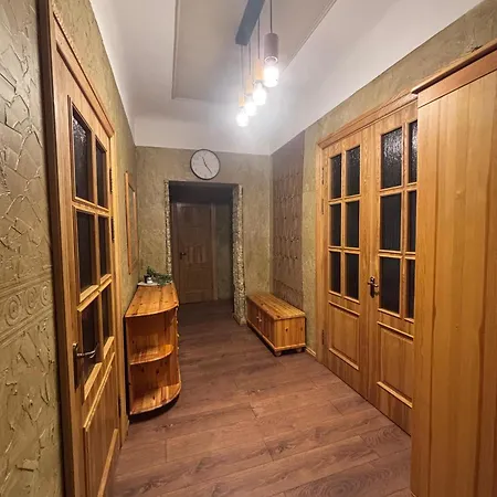 Quiet And Cozy 3br Near Center And Airport 公寓 里加